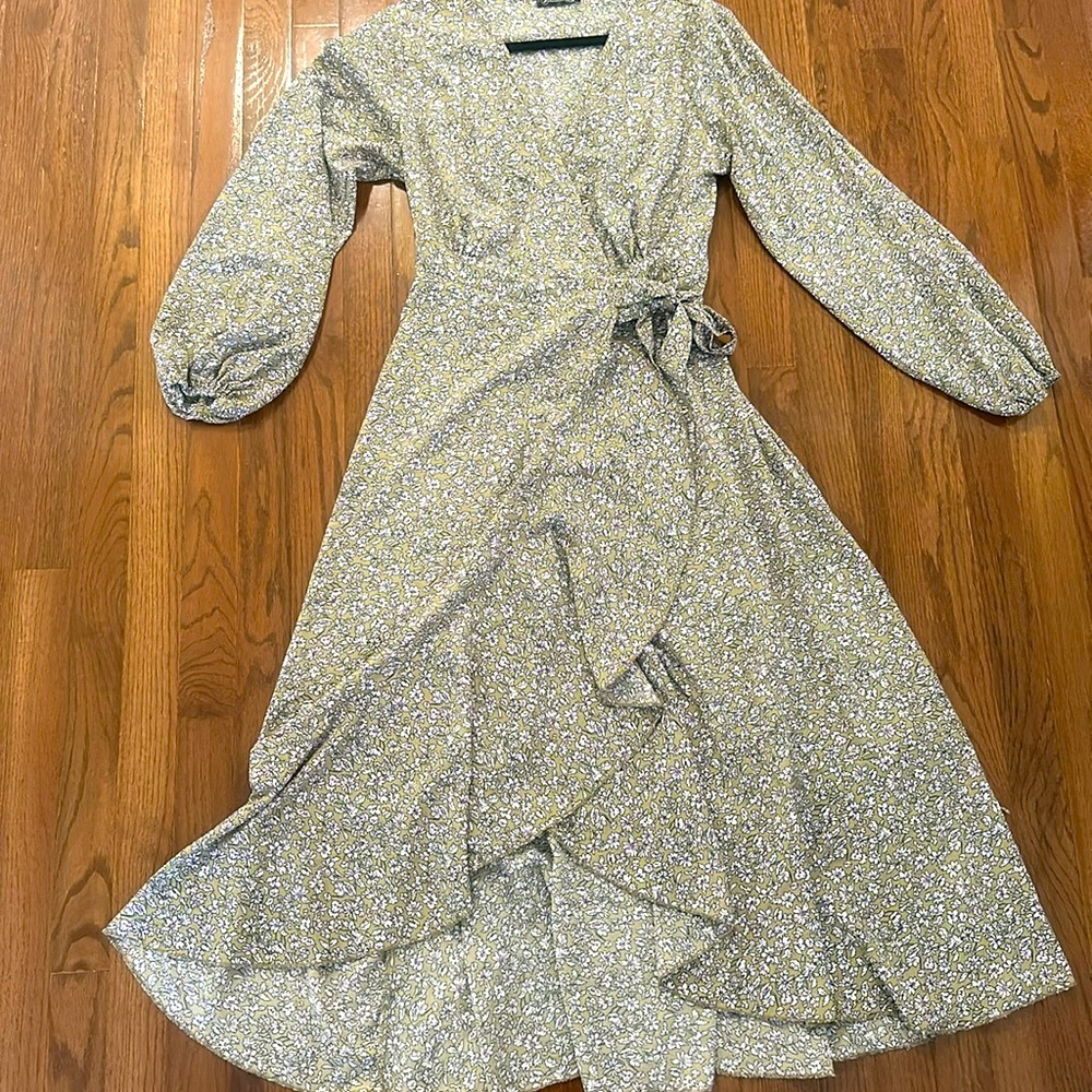 Side tie ruffle dress